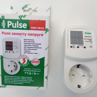 Реле напряжения ARM VR 16A в розетку PULSE 